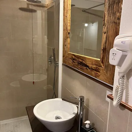 Ai Cracchi 住宿加早餐酒店 Castelgomberto